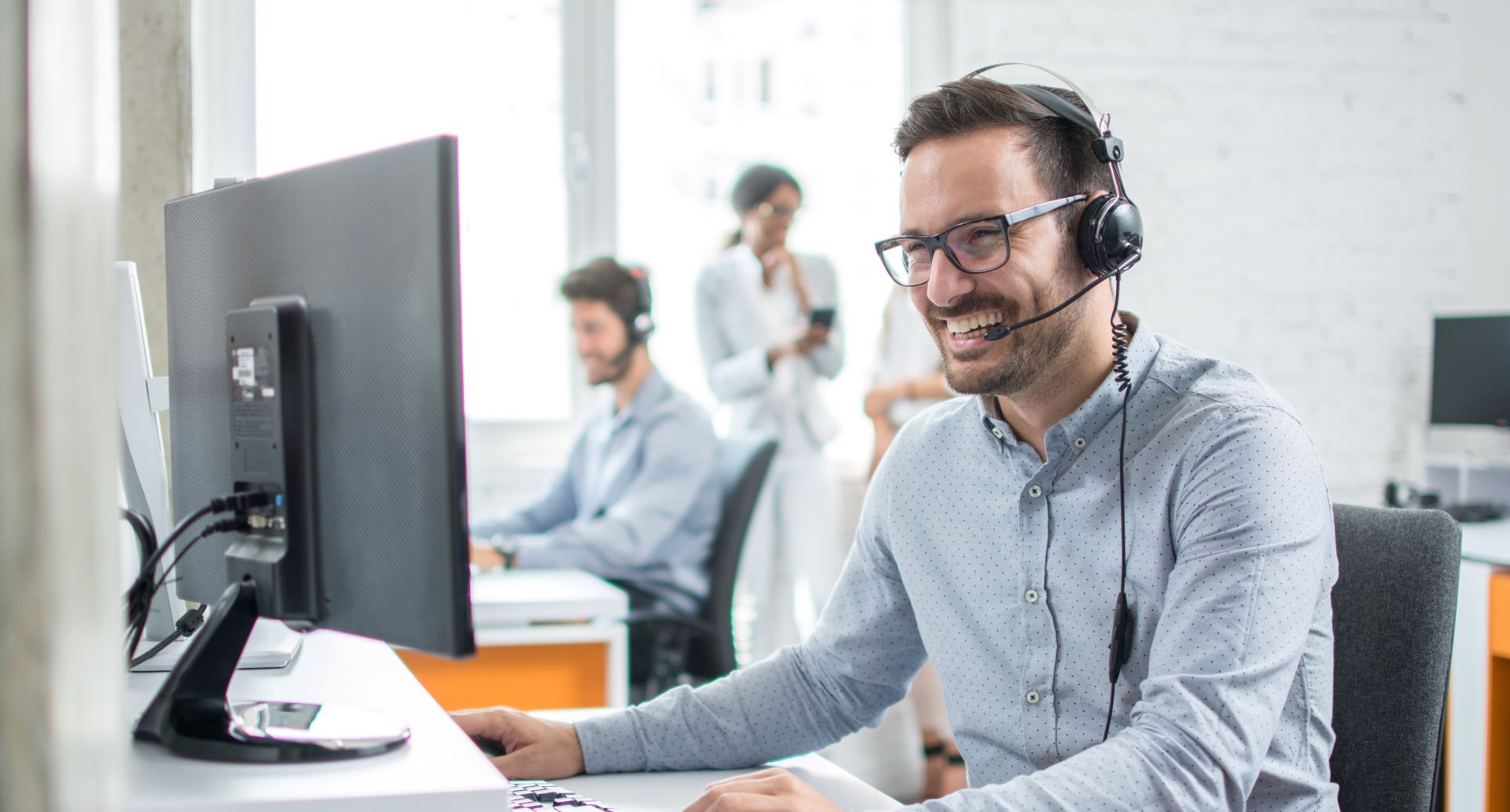 An RTP service desk engineer on a support call